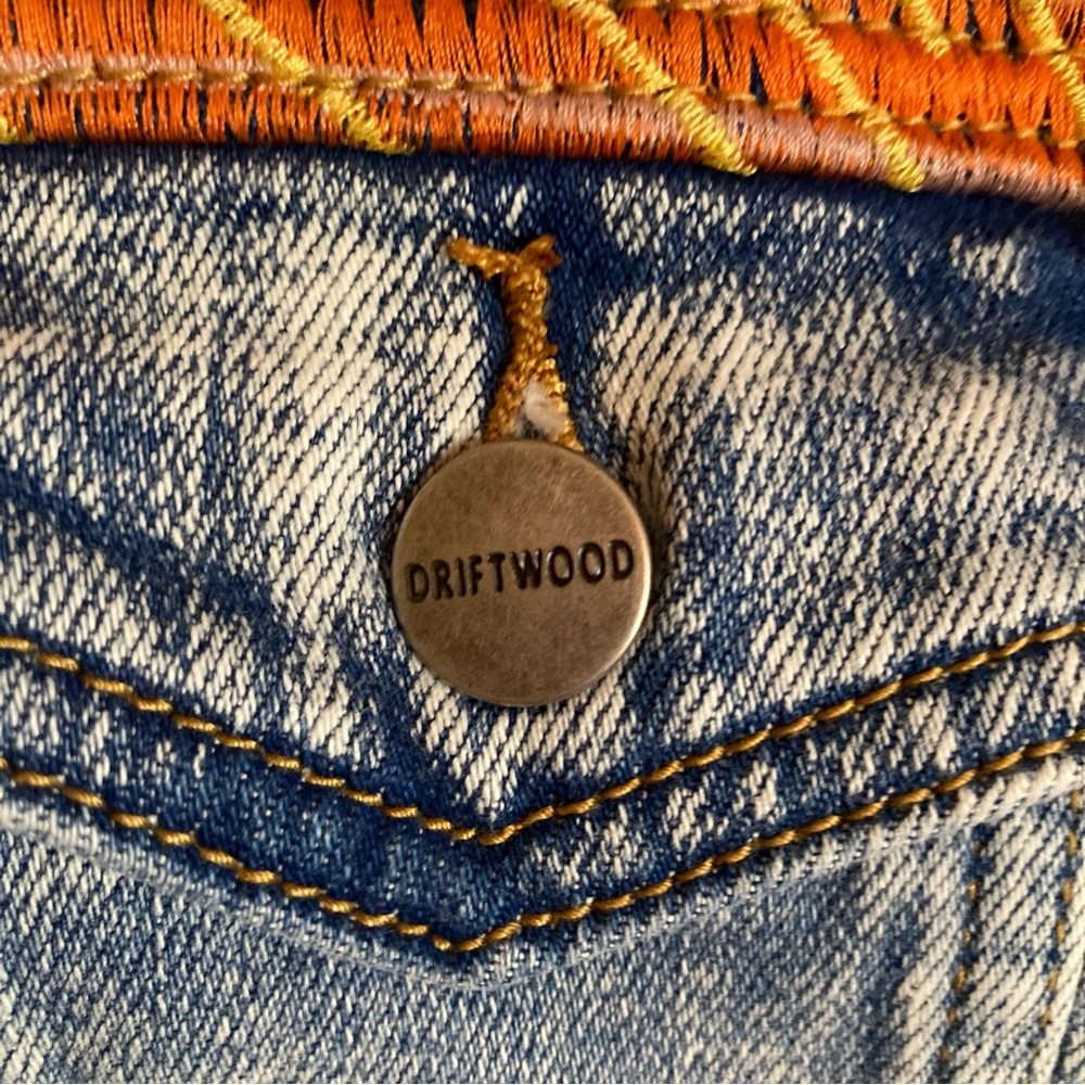 NEW Driftwood Summer Solstice Trucker Jean Jacket Sun Embroidered Medium Wash M - Picture 7 of 16